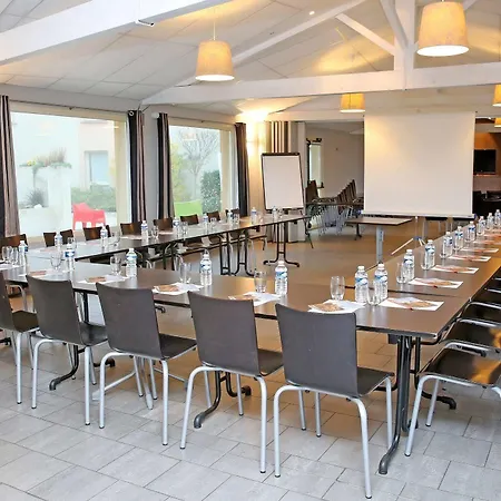 The Originals City, Le Causséa, Hotel