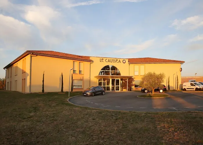 호텔 The Originals City, Le Caussea, 3*