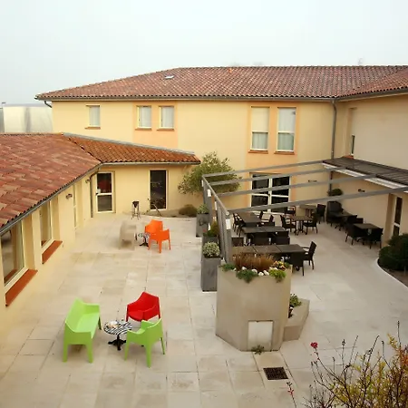 Hotel The Originals City, Le Causséa,