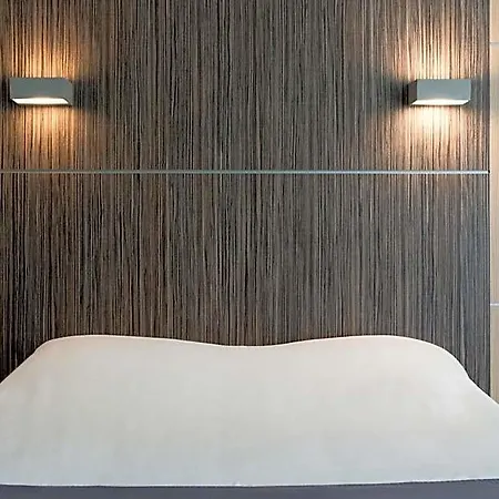 מלון The Originals City, Le Caussea, 3*