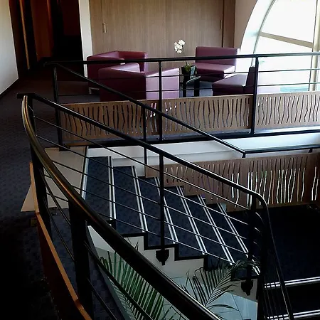 Hotell The Originals City, Le Caussea, 3*